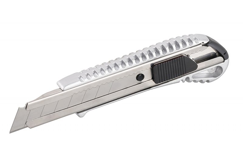 FESTA Nůž odlamovací ALU 18mm tlačítková aretace
