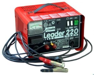 Nabíjecí zdroj se startem TELWIN LEADER 220 START