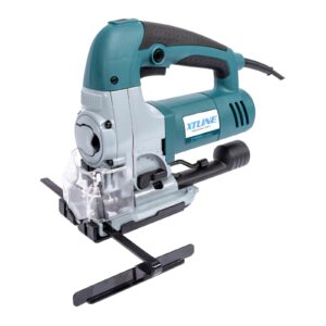 Přímočará pila XTline AT3602