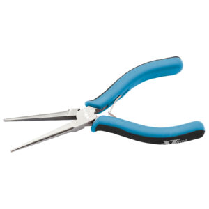 Ploché prodloužené kleště 125 mm CrV XTline